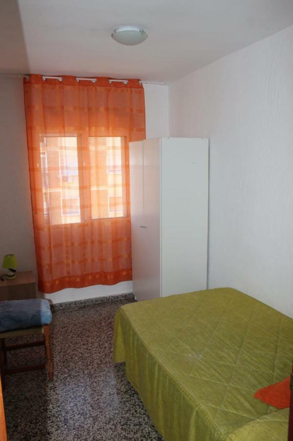 Apartamento Plaza Reina Malaga Exterior photo