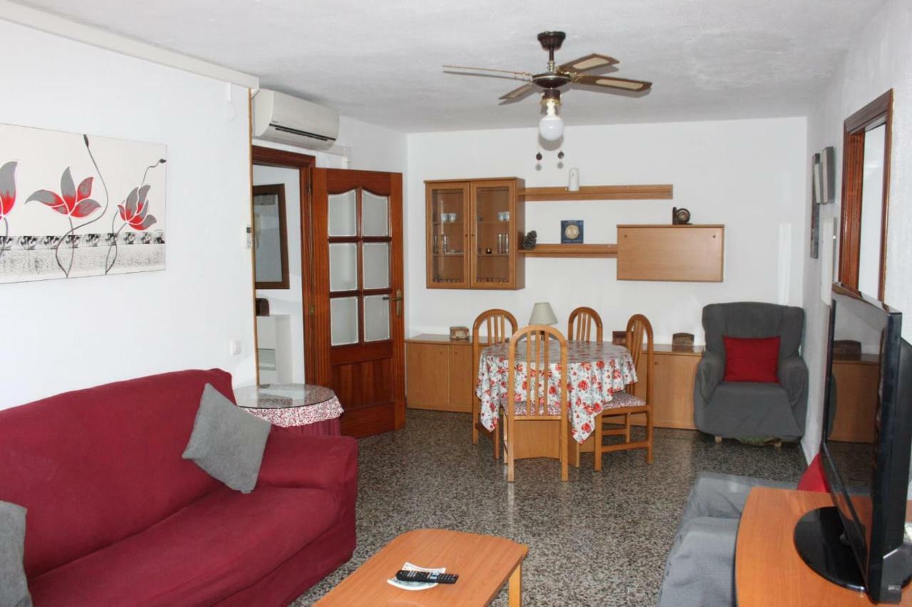 Apartamento Plaza Reina Malaga Exterior photo